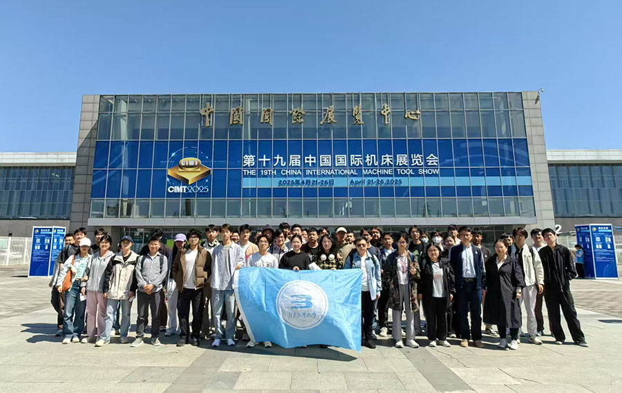 1747014343462771.jpg cq.jpg